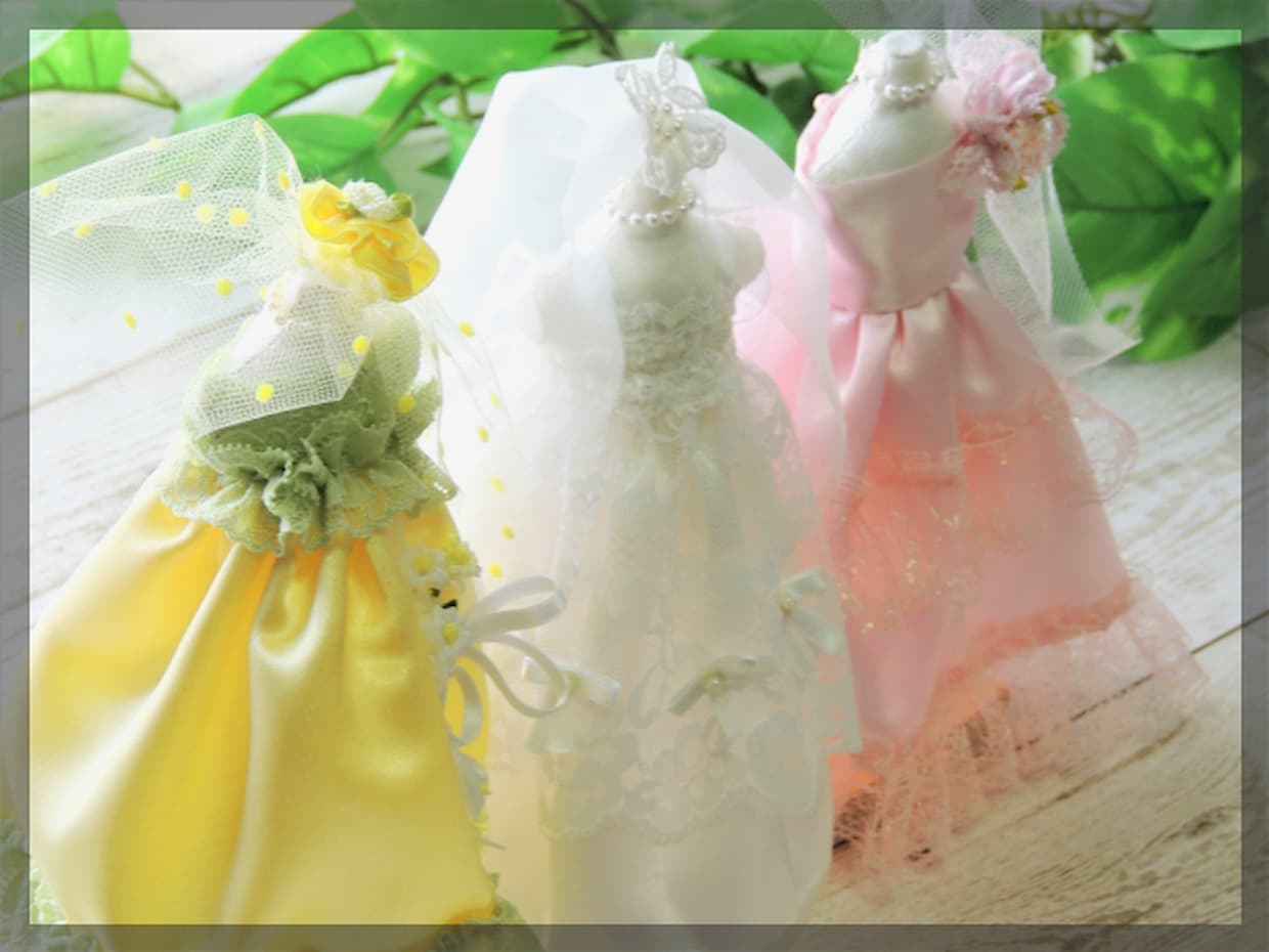 結婚式 カラードレス