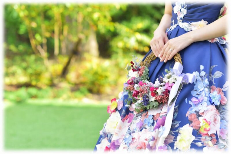 結婚式 カラードレス 6月