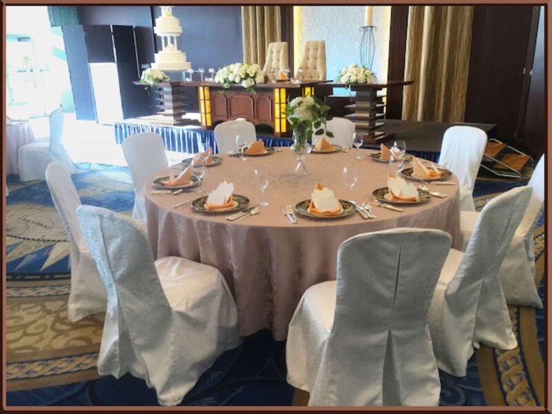 結婚式 テーブルコーディネート シック